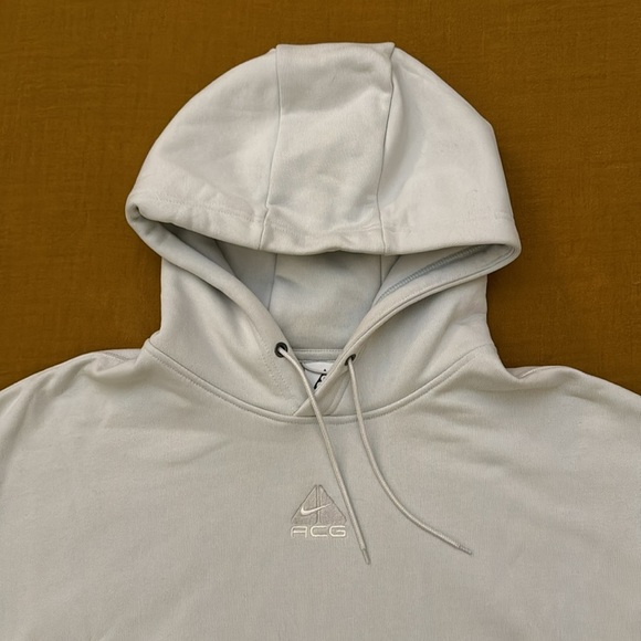 Nike ACG Therma-FIT
Women's "Tuff Knit" Fleece Hoodie - Picture 2 of 14